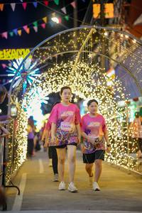 BIB: 18070
                            <button type="button" onclick="openModal(24742080)" class="btn btn-primary btn-sm float-right btn-popup" data-toggle="modal" data-target=".modal-high-quality">
                        <i class="fas fa-shopping-cart"></i> Add to Cart
                    </button>
                                            <button type="button" onclick="isThisMe(24742080, true)" class="btn btn-success btn-sm float-right btn-popup btn-isme hidden" data-toggle="tooltip" data-placement="bottom" title="นี่คือรูปของคุณใช่ไหม คลิกที่นี่เพื่อเอาเข้าอัลบั้ม">
                        <i class="fas fa-plus"></i> Add to album
                    </button>
                    <button type="button" onclick="isThisMe(24742080, false)" class="btn btn-warning btn-sm float-right btn-popup btn-isnotme hidden">
                        <i class="fas fa-ban"></i> Remove from album
                    </button>